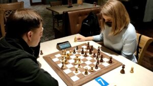 V. Pugachev (1947) vs WFM Kitana (1856). Chess Fight Night. CFN. Blitz