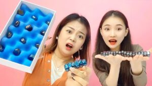 Challenge The Magnetic Touch Game, This Chess Piece Can Move On Its Own? | Funny Playshop