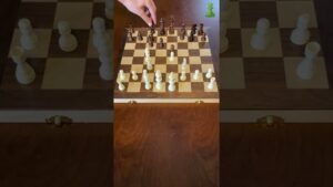 How To sacrifice you Queen To win    chess #shorts #trending