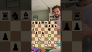 Most unexpected Queen trap ever ! #chess #pawnbreak.com