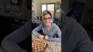 Look at this trick #chess #chessgame #shorts