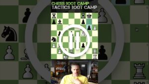 Pawn Crush Attacking Puzzle (#Chess #Tactics #shorts ATT M #1)