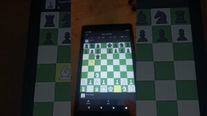 HOW TO WIN AN EASY QUEEN IN CHESS