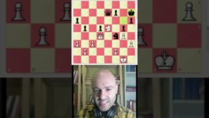 Apretando el peón aislado de mi rival consigo que se quede sin tiempo #ajedrez #chess #tactica